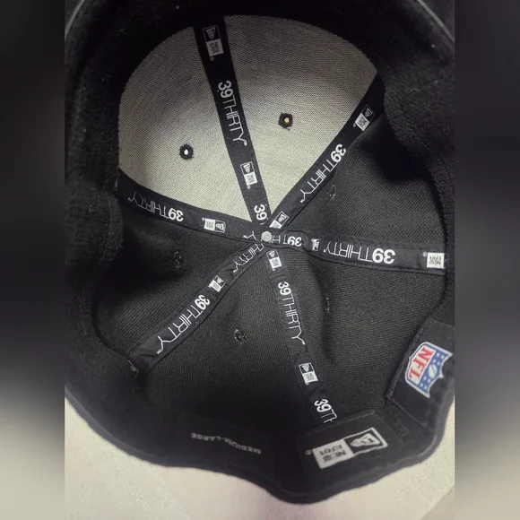 Black Cap With Raiders Logo - Picture 8 of 8